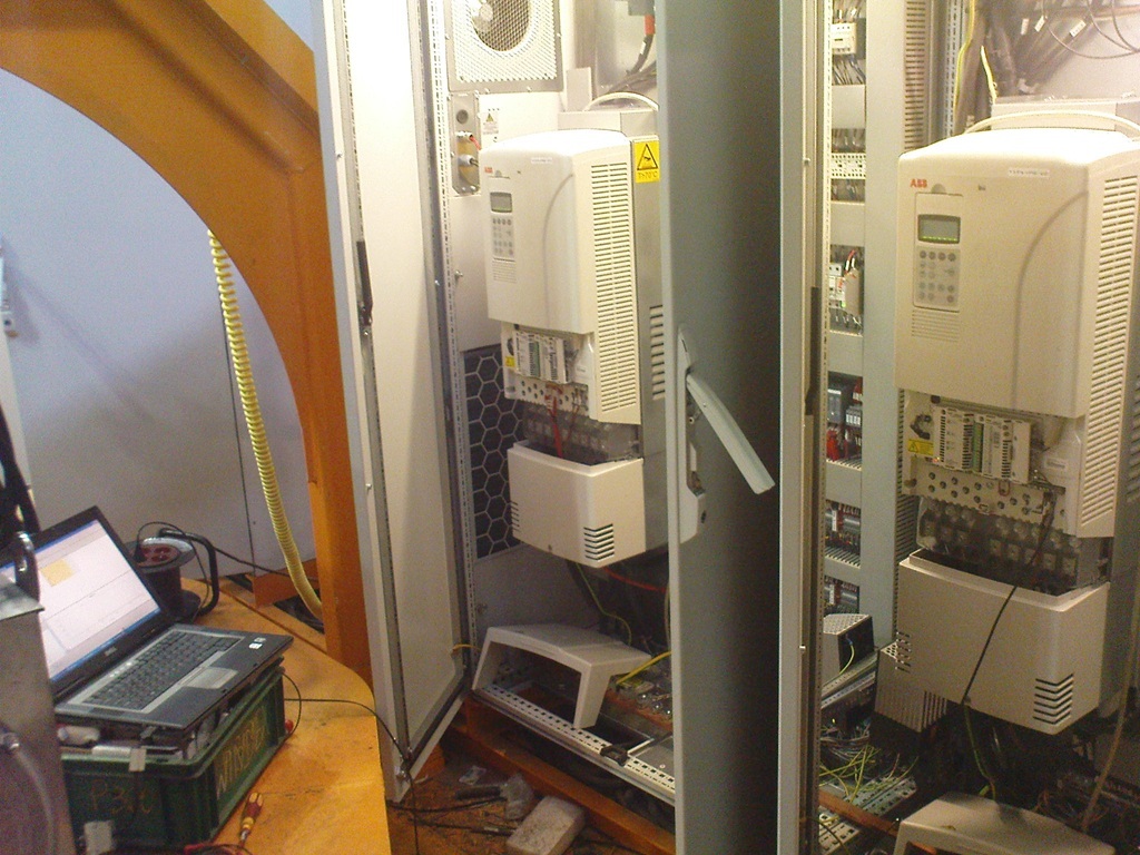 Tailored repair services for inverters and drives used in the plastics manufacturing line.